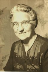 Grandma Rosina Froese.jpg